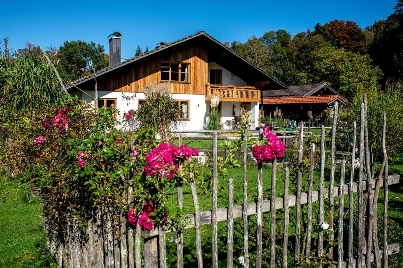 Haus Heufelder Apartment Bad Heilbrunn Exterior foto